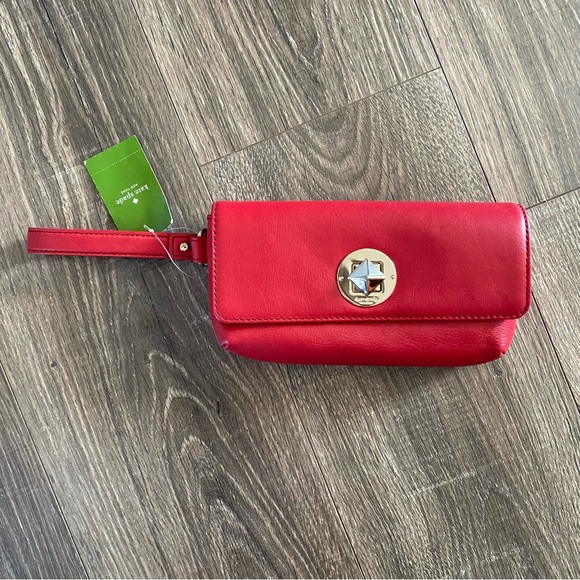 NWT "Chrystie Street" Clutch in Pillbox Red - Picture 5 of 8